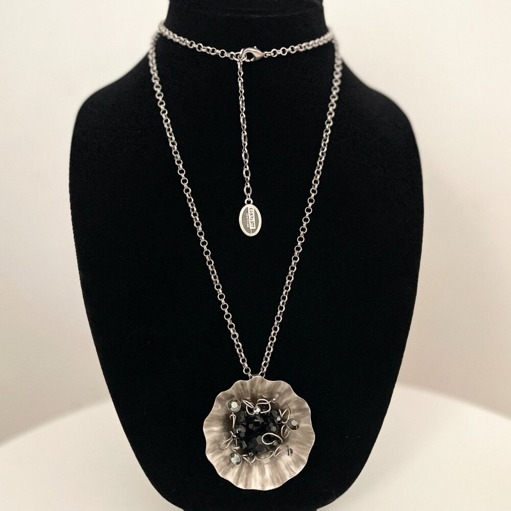KONPLOTT statement necklace with black Swarovski crystals
